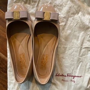Ferragamo shoes size 7.5